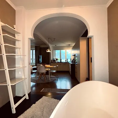 Atemberaubende Direkt Am