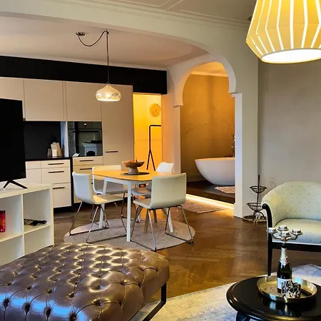 Atemberaubende Direkt Am